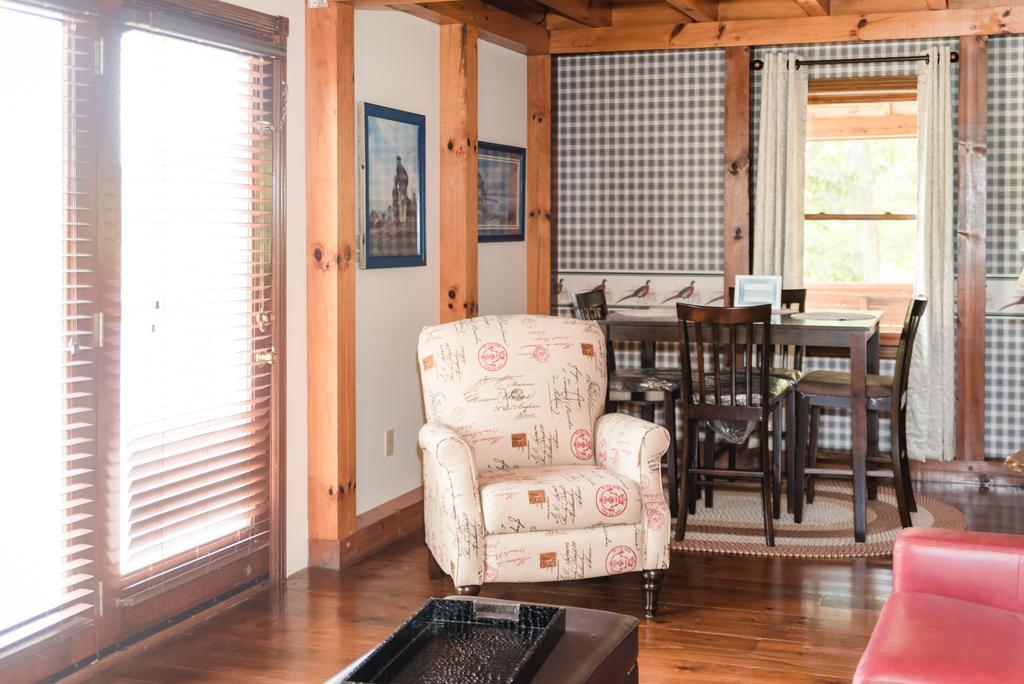 The Lake House A Hidden Gem Sleeps 4 Columbia Exterior photo